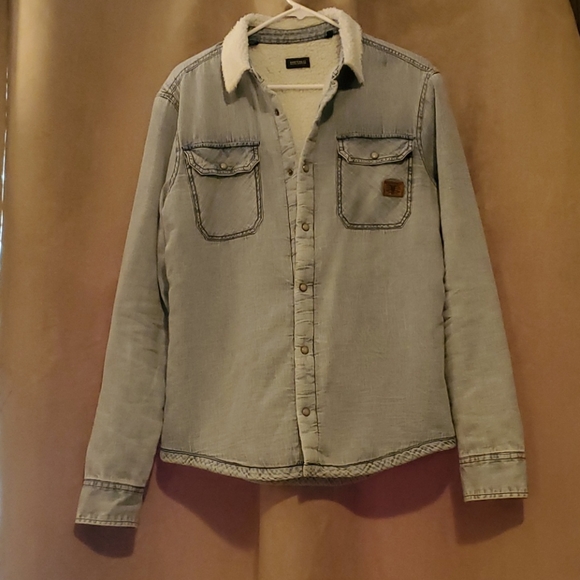 Jean Jacket (Button Up) - Picture 3 of 4